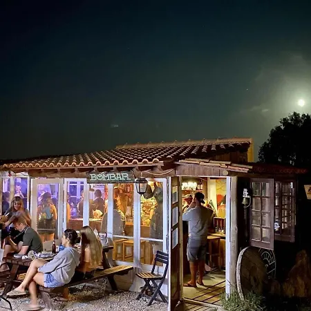 Da Silva Surfcamp- 3 Bettzimmer Mit Fruehstueck Alojamento de Acomodação e Pequeno-almoço 3*