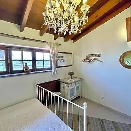 Alojamento de Acomodação e Pequeno-almoço Da Silva Surfcamp- 3 Bettzimmer Mit Fruehstueck 4*