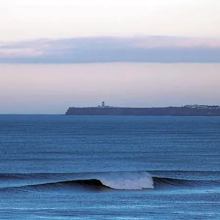 Da Silva Surfcamp- 3 Bettzimmer Mit Fruehstueck 4* Lourinhã